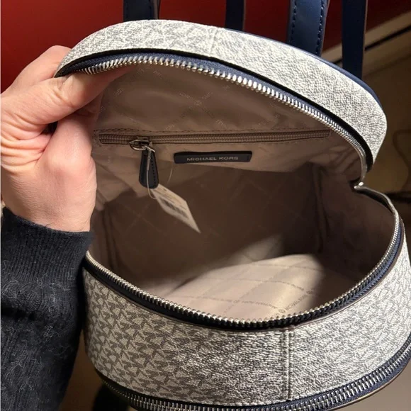 NWT Michael Kors Navy and Gray Backpack - Picture 4 of 6